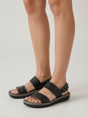Earth Spirit Black Laser-Cut Strap Sandals 9